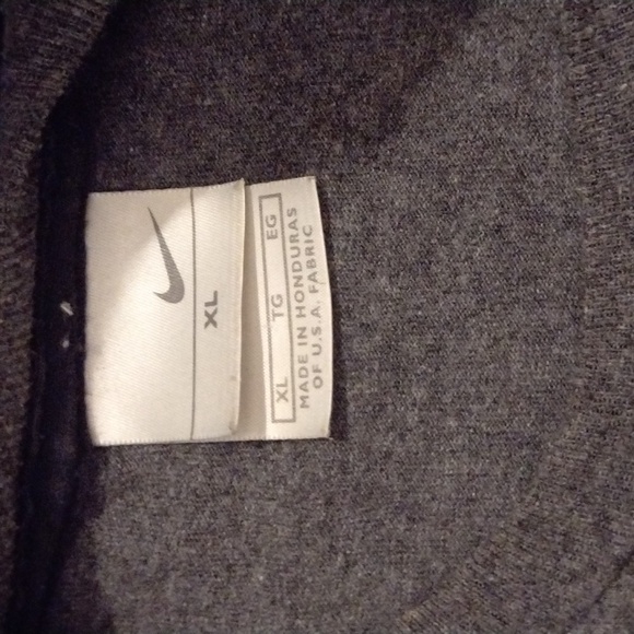 Vintage Nike tee - Picture 2 of 2